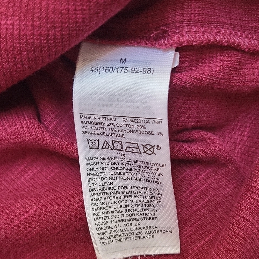 GAP Women's Burgundy Long Sleeve Top - Picture 4 of 5